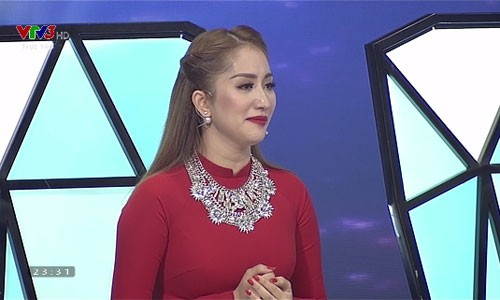 Khanh Thi dau long loai Vu Ngoc Anh khoi Vip Dance 2016